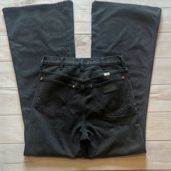 Wrangler Dark Gray Flare Jeans 32 - Picture 7 of 7